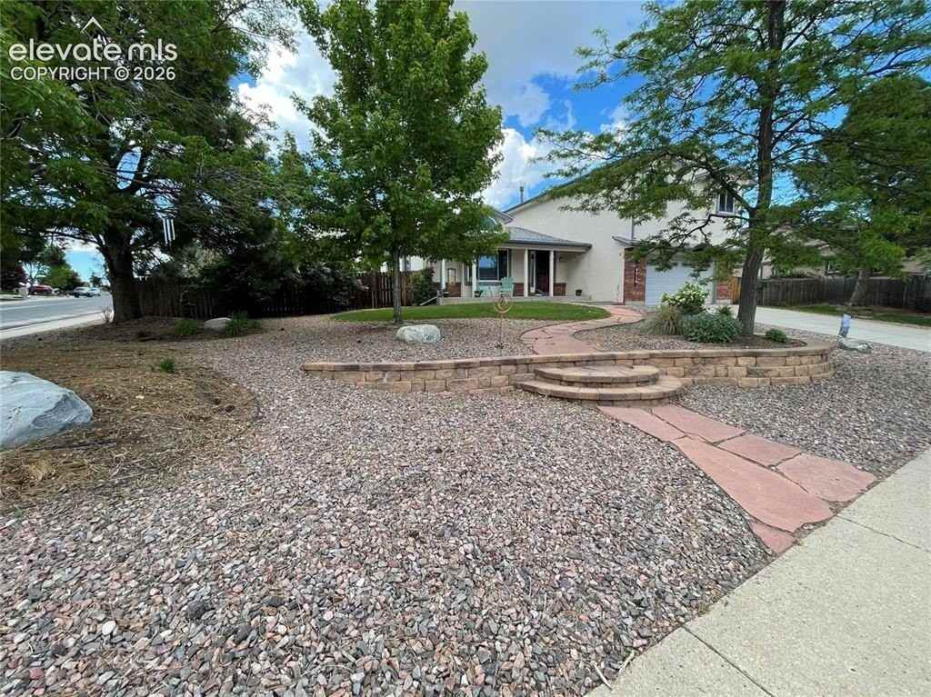 4216 Saunter Dr - Photo 2 of 19