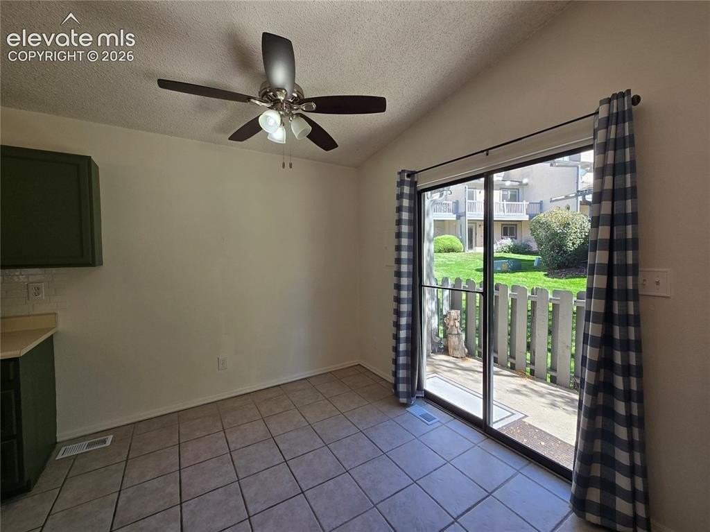 4628 Excalibur Ct - Photo 6 of 23