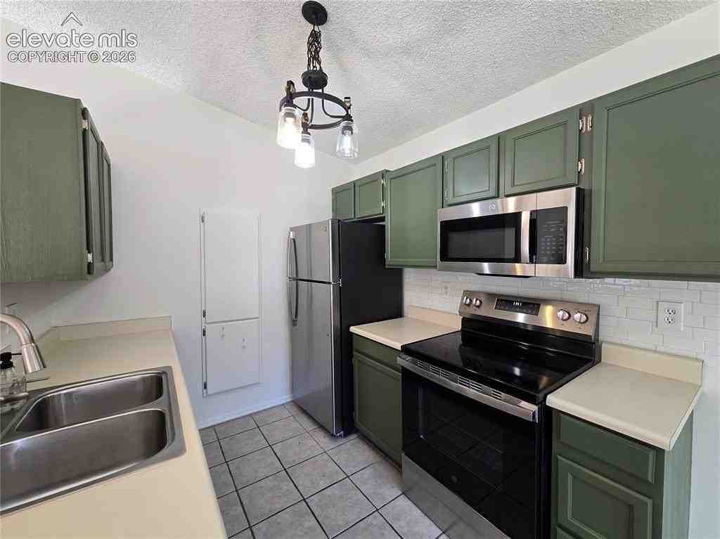 4628 Excalibur Ct - Photo 7 of 23