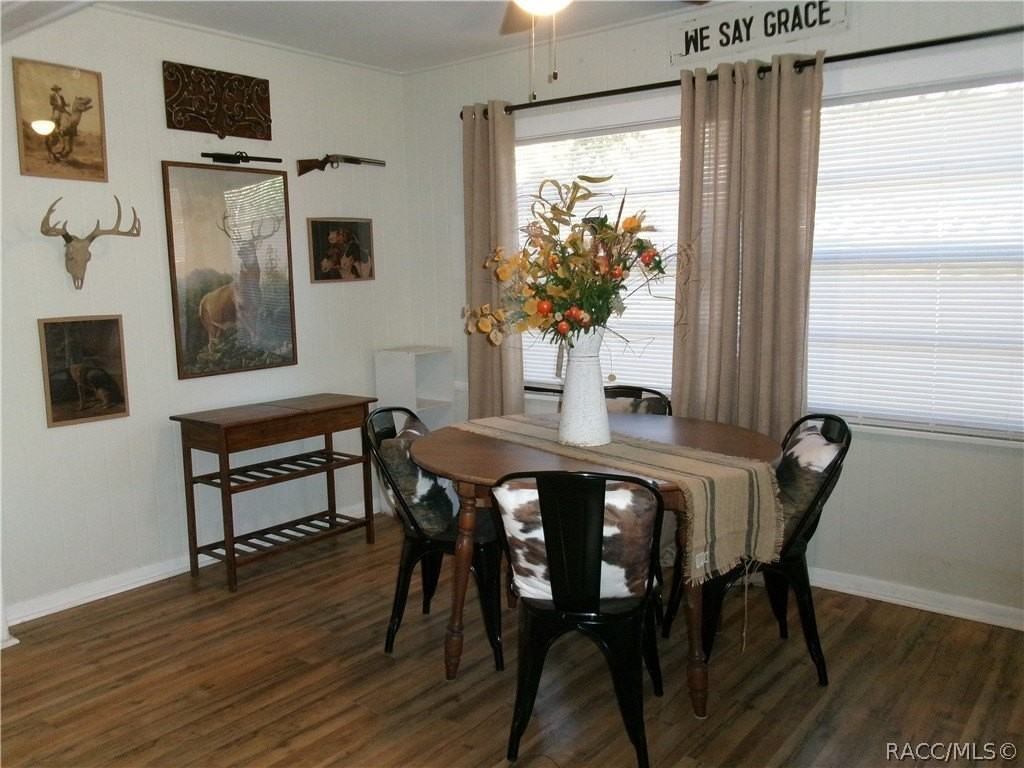 353 N Robin Hood Rd - Photo 7 of 20