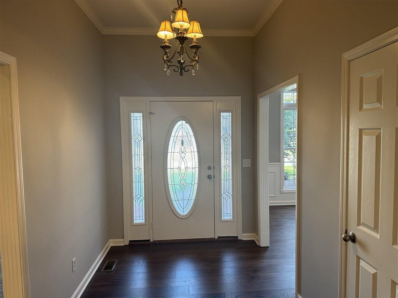 309 Eureka Way - Photo 4 of 27