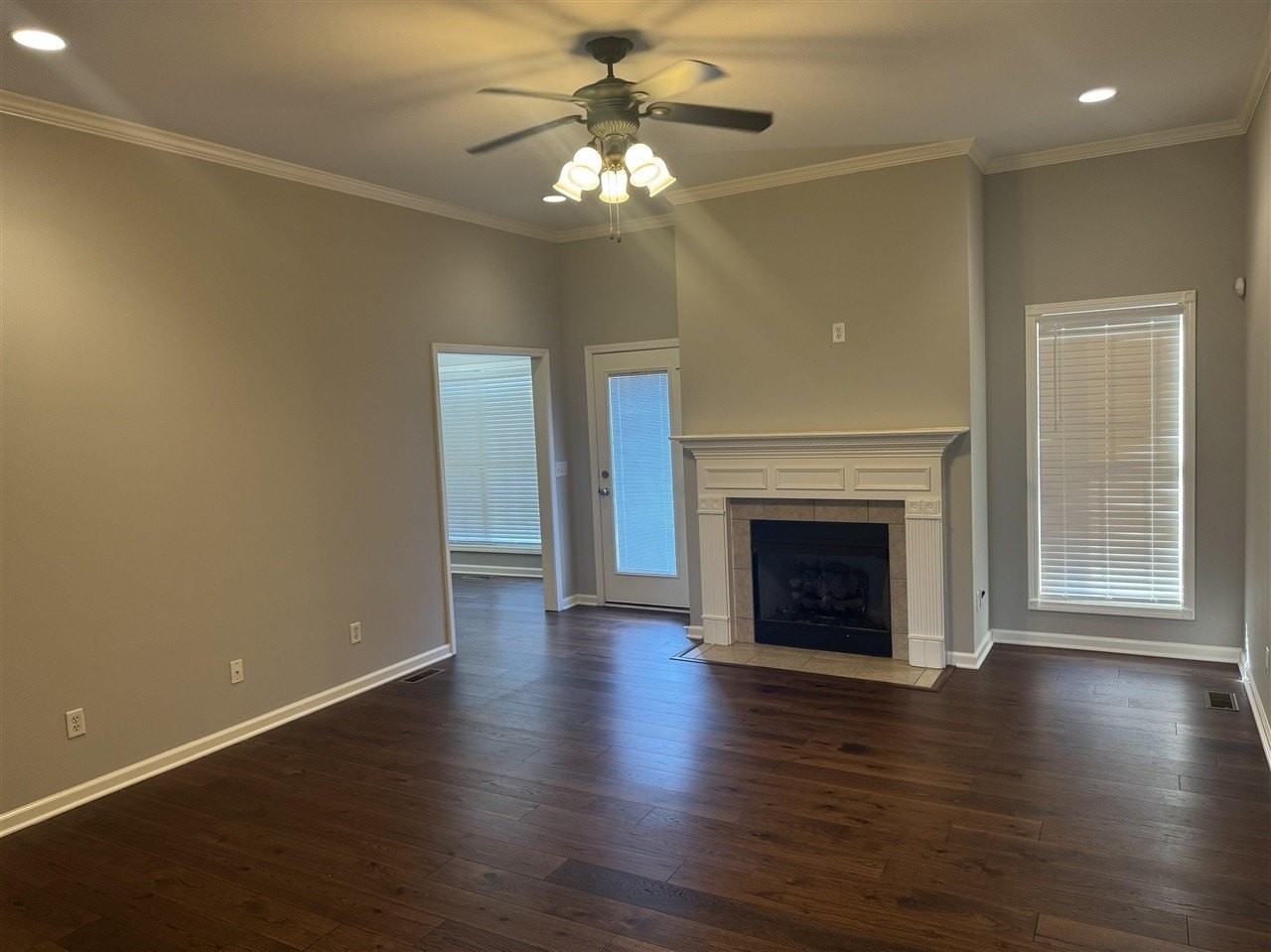 309 Eureka Way - Photo 5 of 27