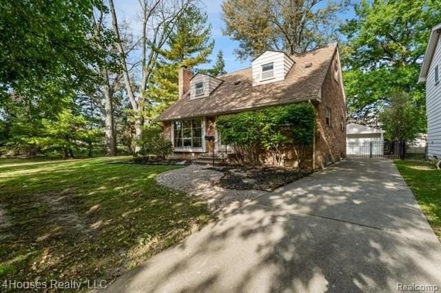 3336 Merrill Ave - Photo 3 of 48