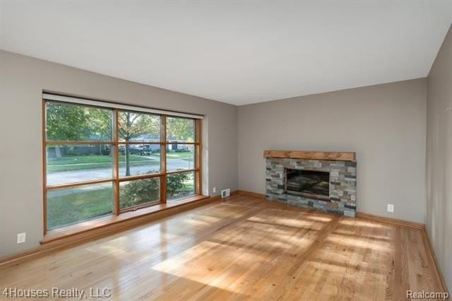 3336 Merrill Ave - Photo 5 of 48