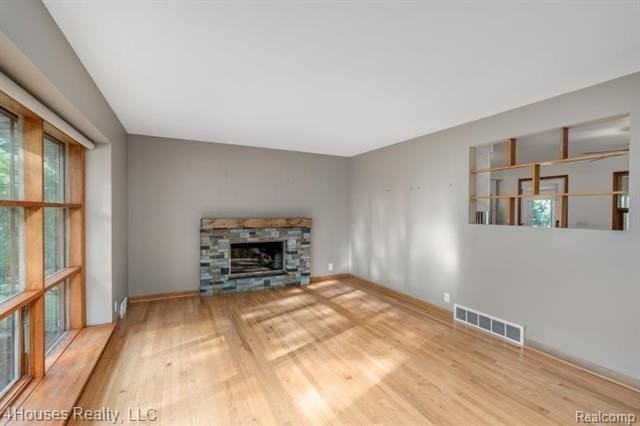 3336 Merrill Ave - Photo 6 of 48