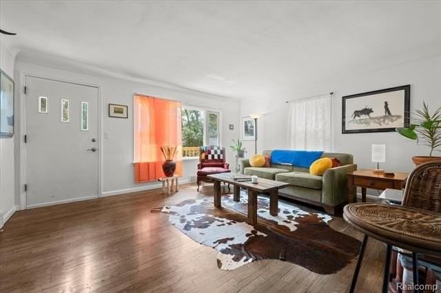 5510 Hanley - Photo 3 of 31