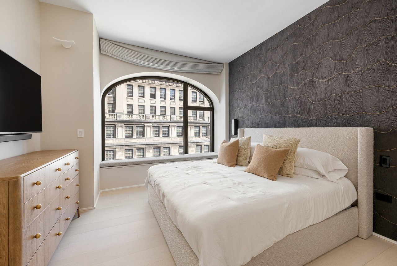 130 William St - Photo 4 of 9