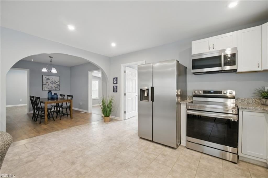 331 Beechwood Ave - Photo 6 of 32