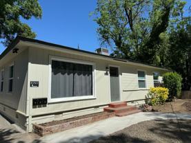 1048 1/2 Warner St - Photo 1 of 1