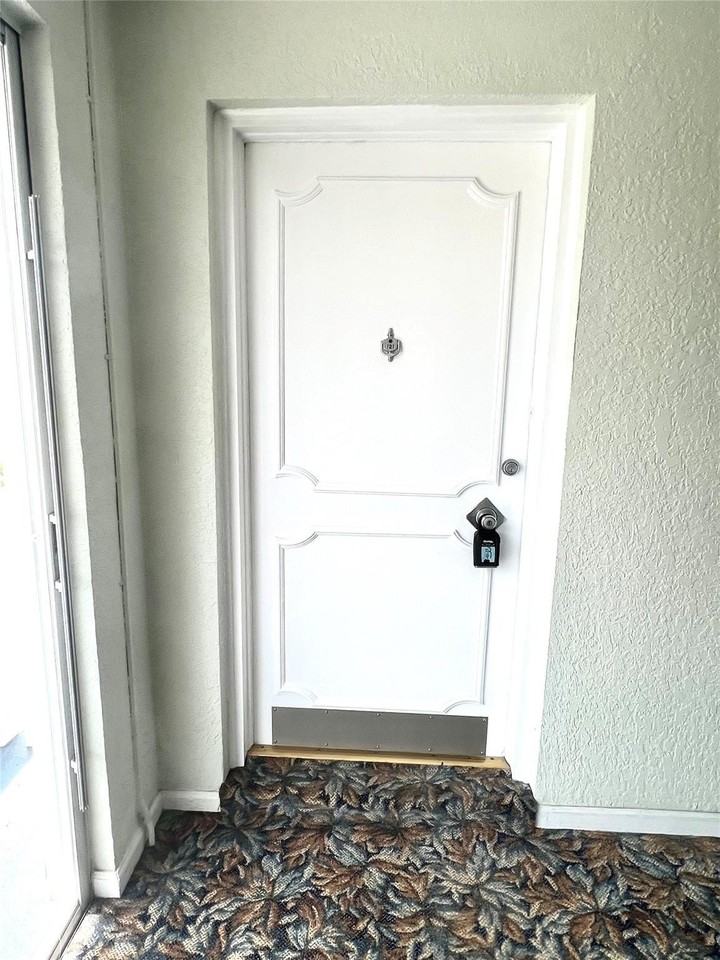 6750 Ne 21st Rd #121 - Photo 5 of 34