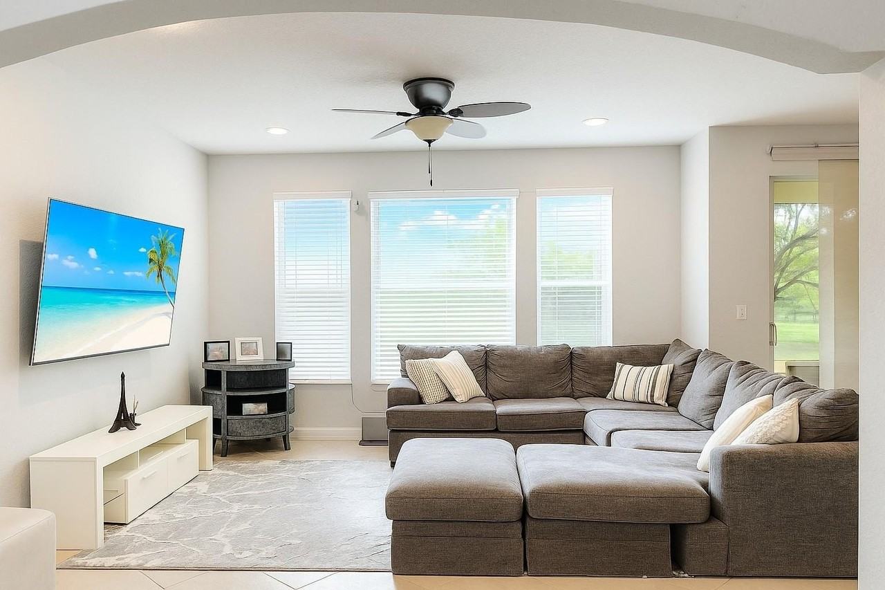 5780 Nw 120th Ave - Photo 2 of 35