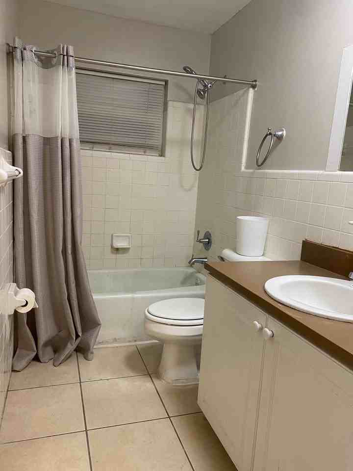 951 Fra Mar Pl #A - Photo 6 of 7