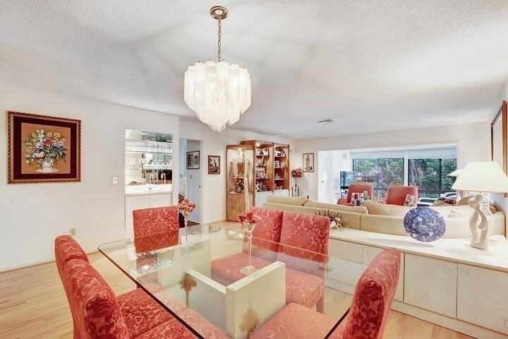 14 Westgate Ln #14D - Photo 5 of 29