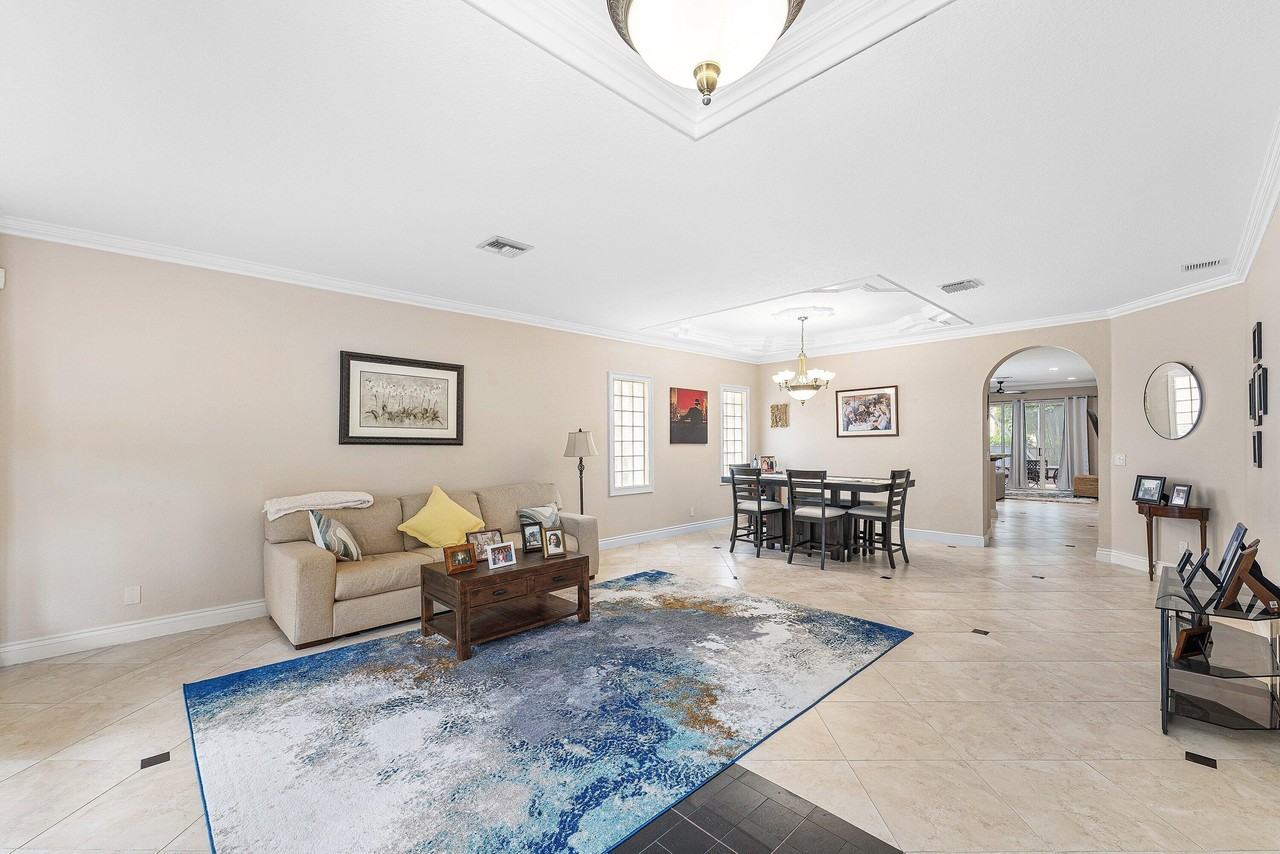 310 Venice Blvd #310 - Photo 7 of 34