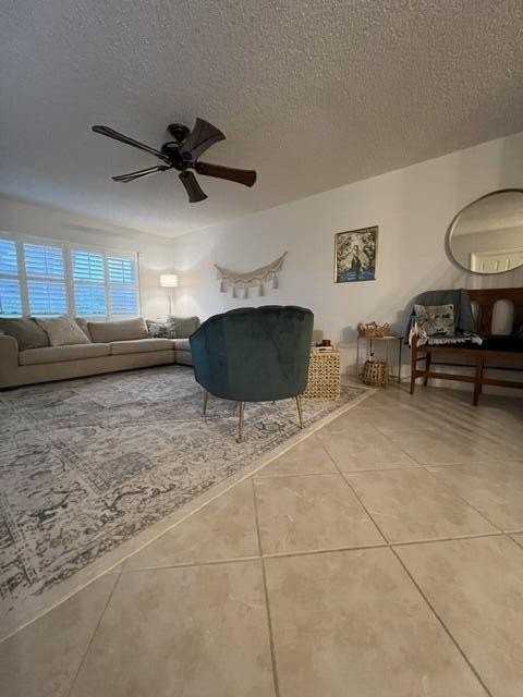 2873 Sw Lakemont Pl - Photo 4 of 15