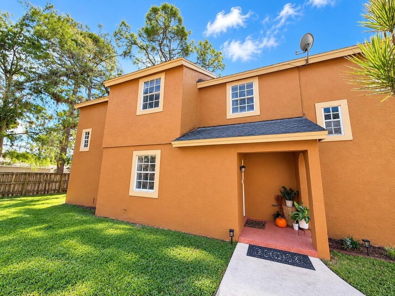 13988 Morning Glory Dr - Photo 2 of 50