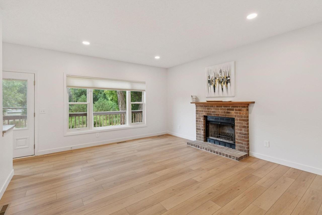 1301 Stratton Ct - Photo 3 of 42