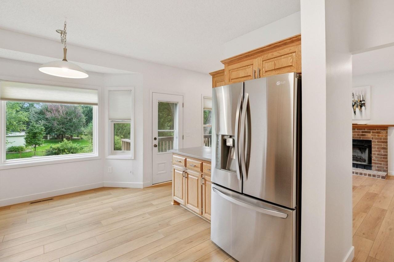 1301 Stratton Ct - Photo 6 of 42