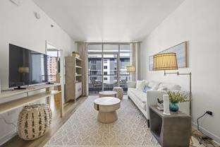 425 W Beech St #1607 - Photo 1 of 1