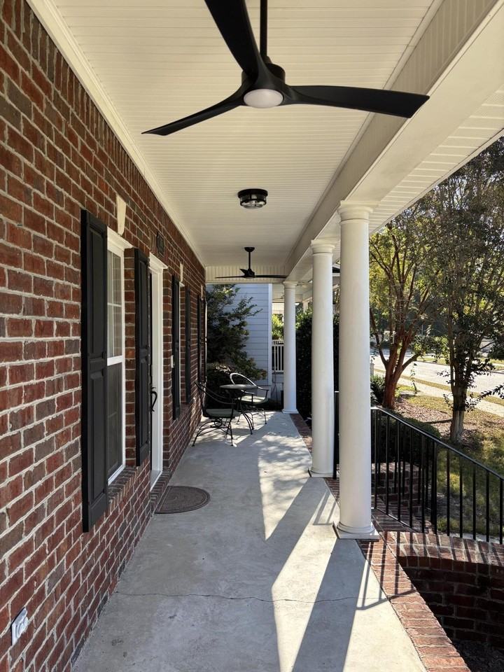 3113 Mayflower Ln - Photo 2 of 50