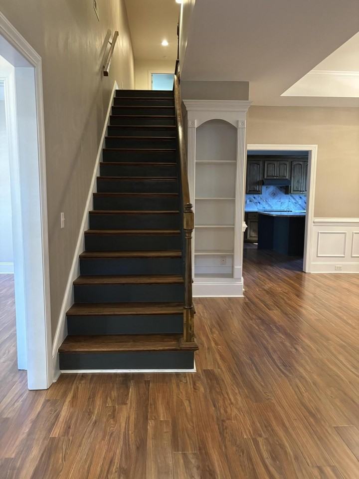 3113 Mayflower Ln - Photo 3 of 50