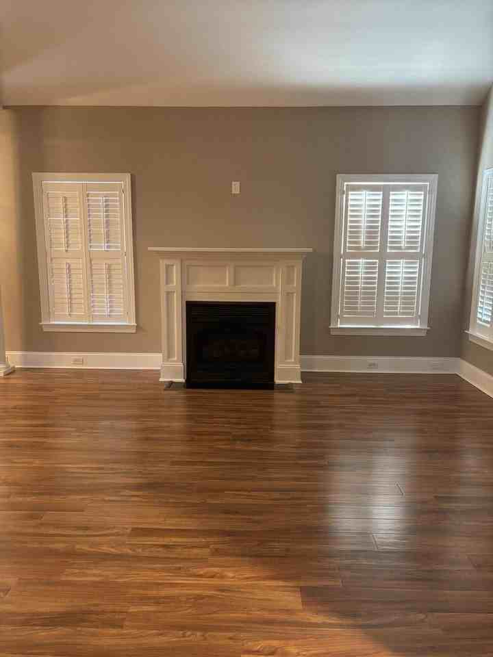 3113 Mayflower Ln - Photo 4 of 50