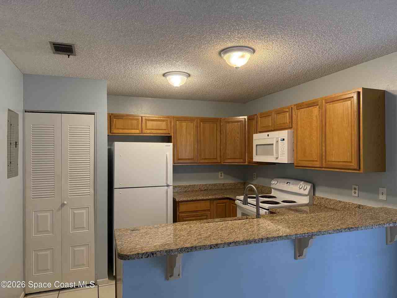 1461 Sheafe Ave Ne #106 - Photo 6 of 13