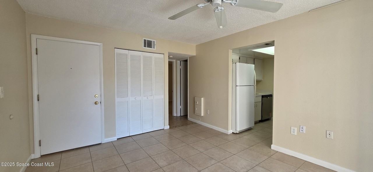 166 Ulster Ct - Photo 4 of 17