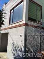 featured image of 27 Lakeview Ave