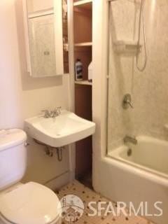27 Lakeview Ave - Photo 2 of 11