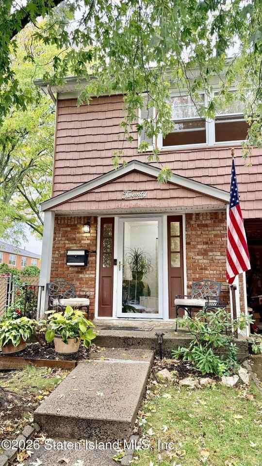 20 Fenway Cir #2FL