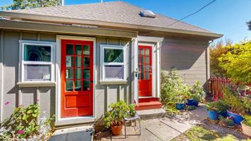 featured image of 407 Kentucky St