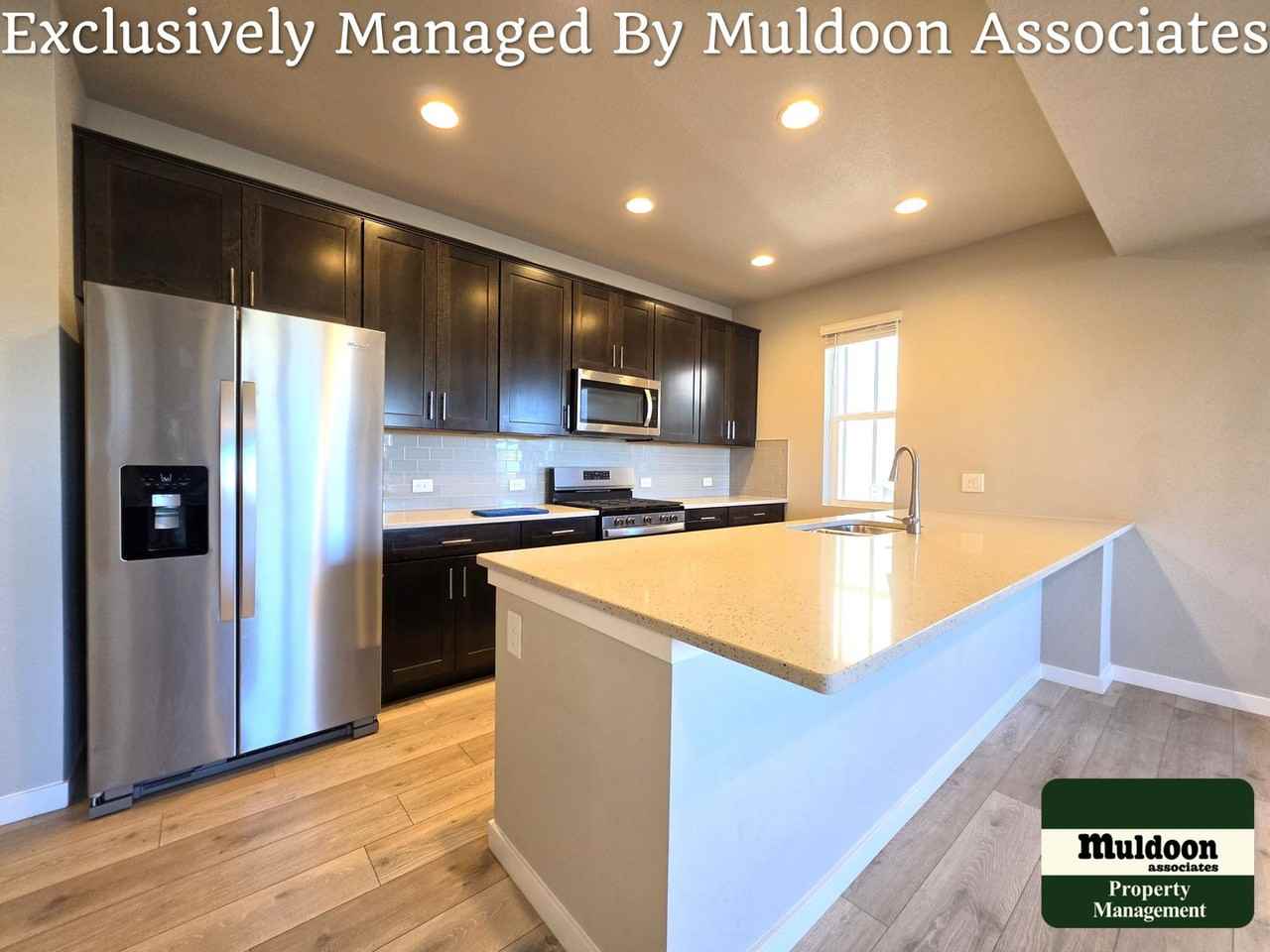 3629 Levy Park Dr - Photo 5 of 32