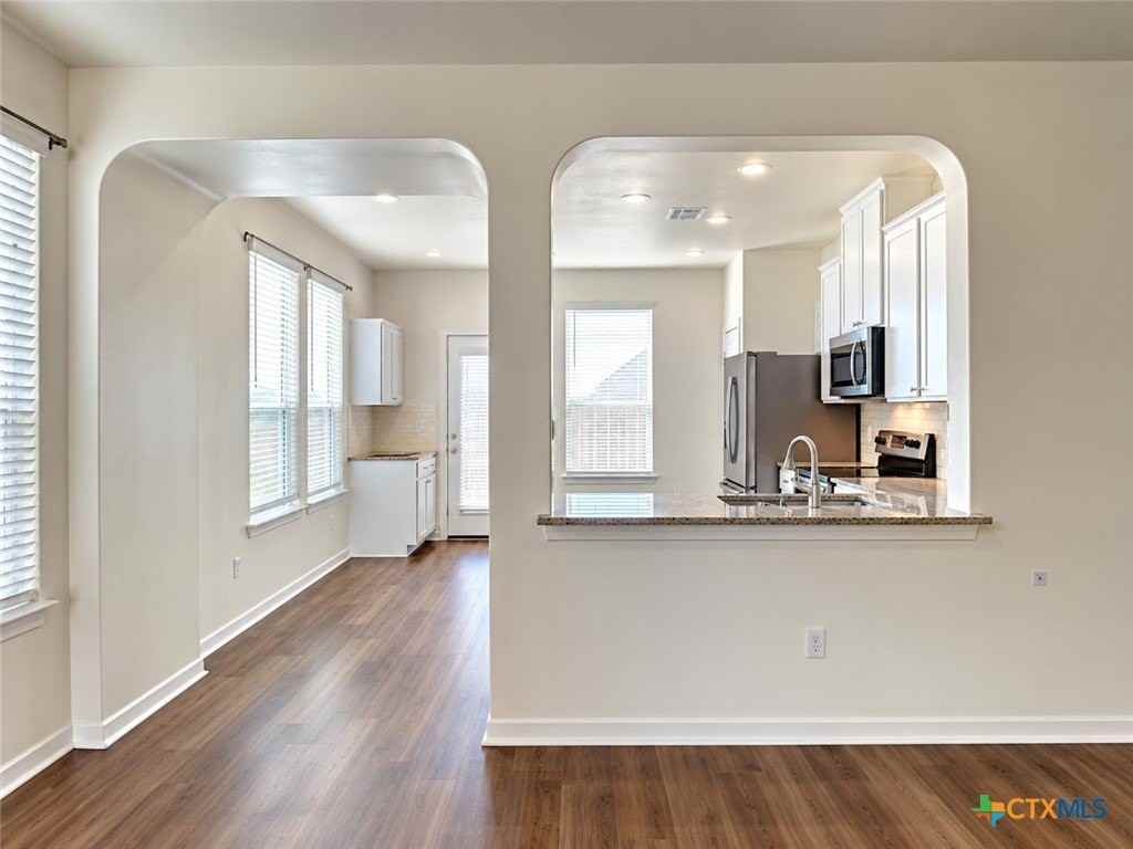 4136 Carraway St - Photo 4 of 21