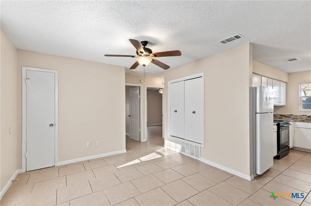 410 Old Thorndale Rd - Photo 5 of 13