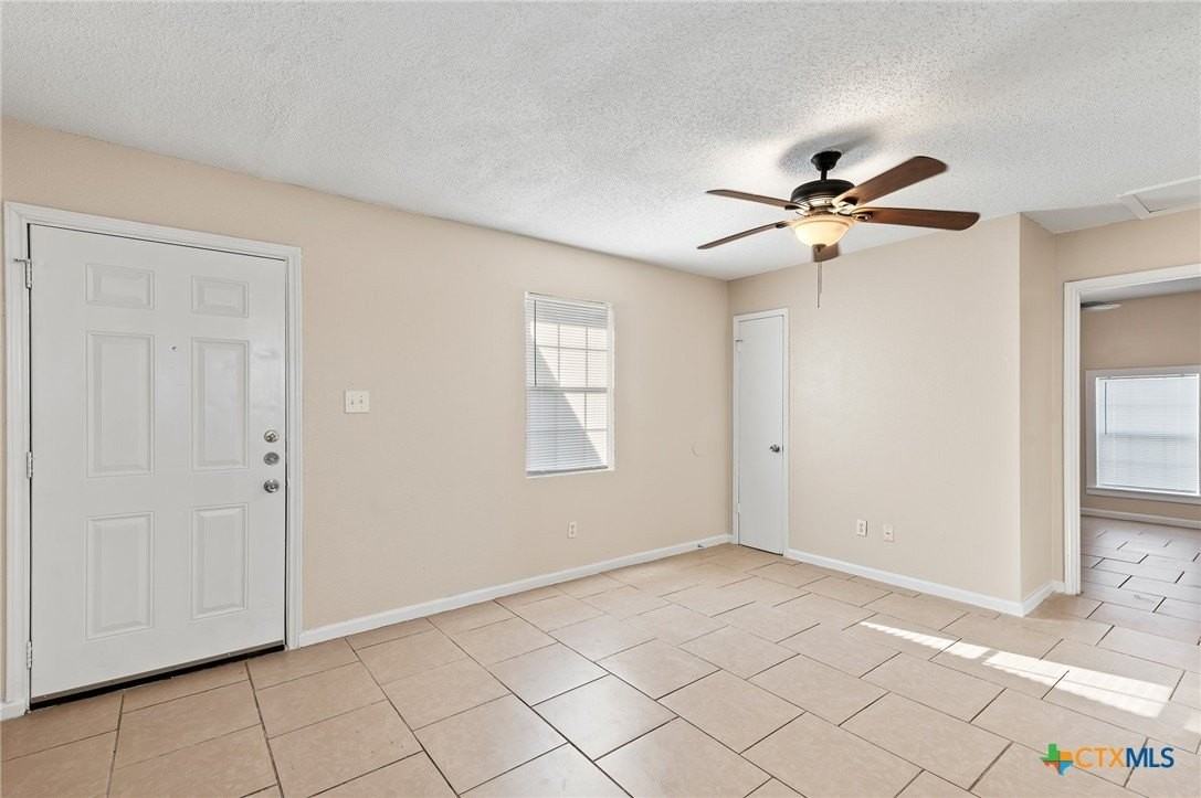 410 Old Thorndale Rd - Photo 6 of 13
