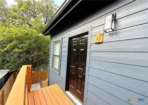 2204 W San Antonio St #4 - Photo 1 of 1