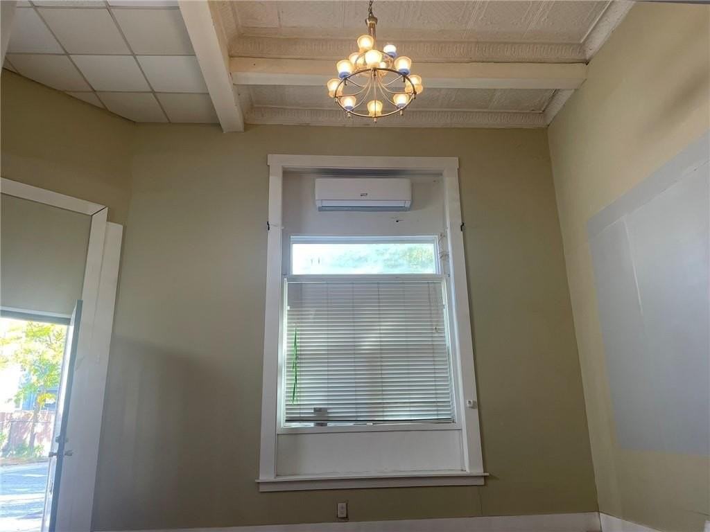 124 Almy St - Photo 5 of 10