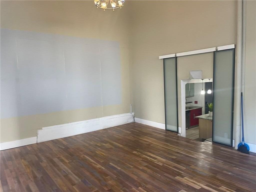 124 Almy St - Photo 6 of 10