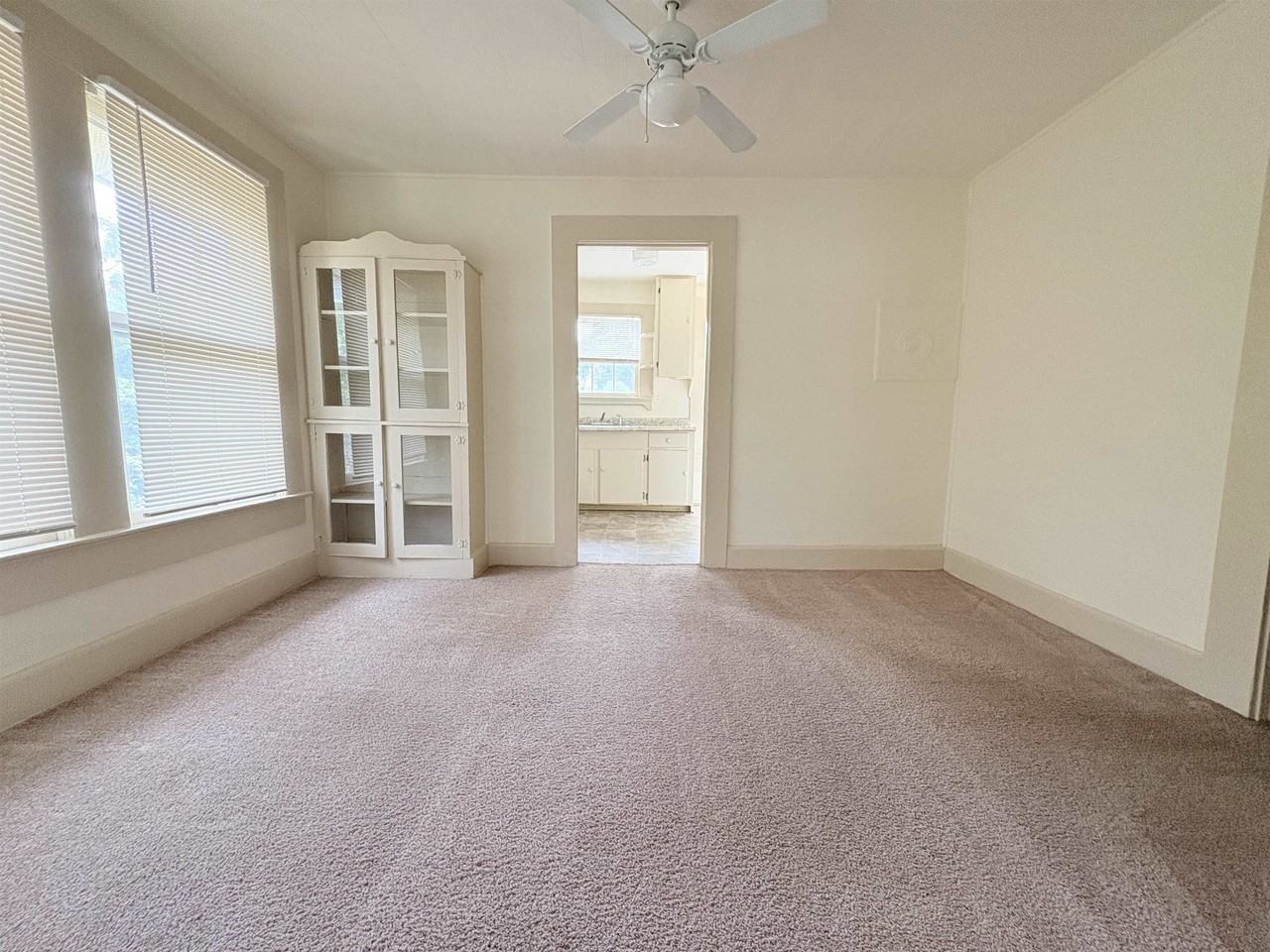 1612 N M L King Jr Blvd #UP - Photo 5 of 13