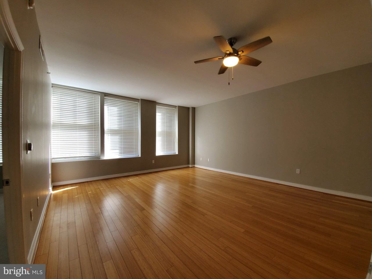 915 E St Nw #315 - Photo 5 of 15
