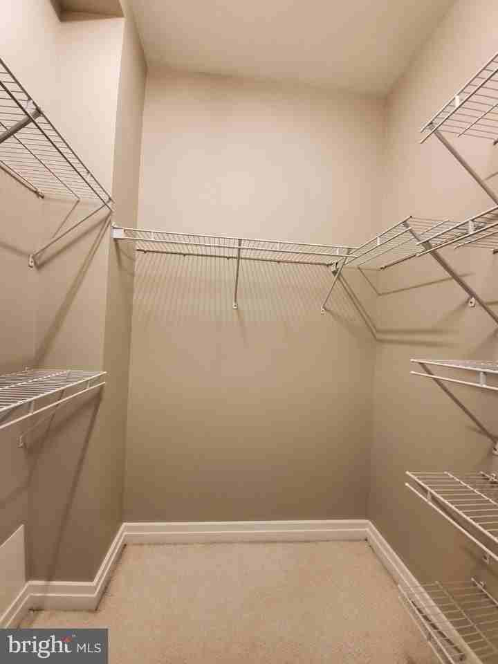 915 E St Nw #315 - Photo 7 of 15