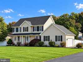 featured image of 366 Cantwell Dr