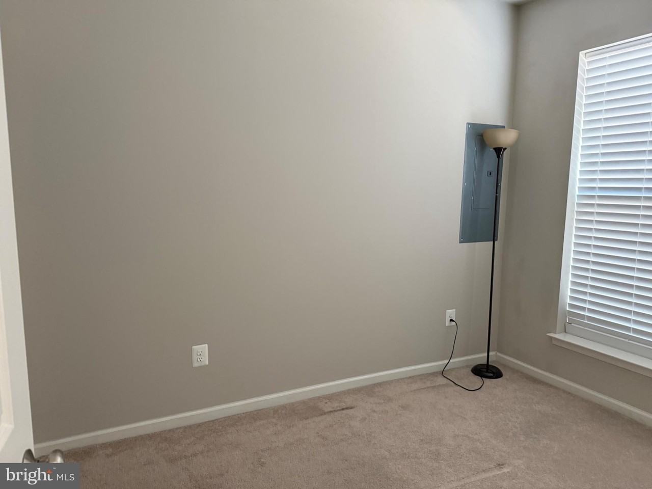 310 White Oak Way - Photo 4 of 36