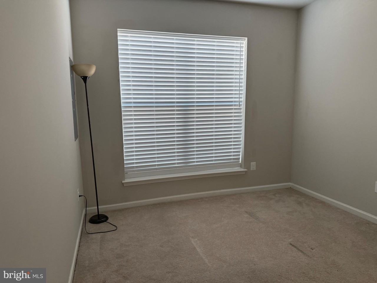 310 White Oak Way - Photo 5 of 36