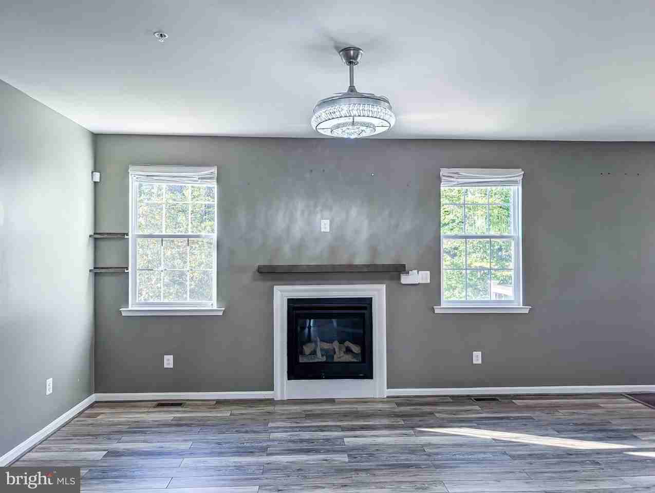 4063 Cortona Dr - Photo 4 of 13