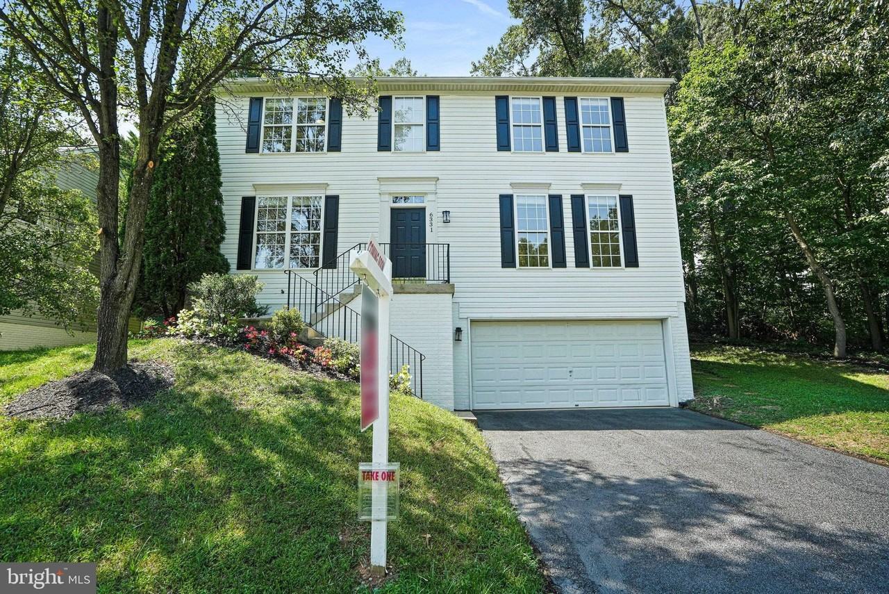 6331 Patuxent Quarter Rd - Photo 2 of 34