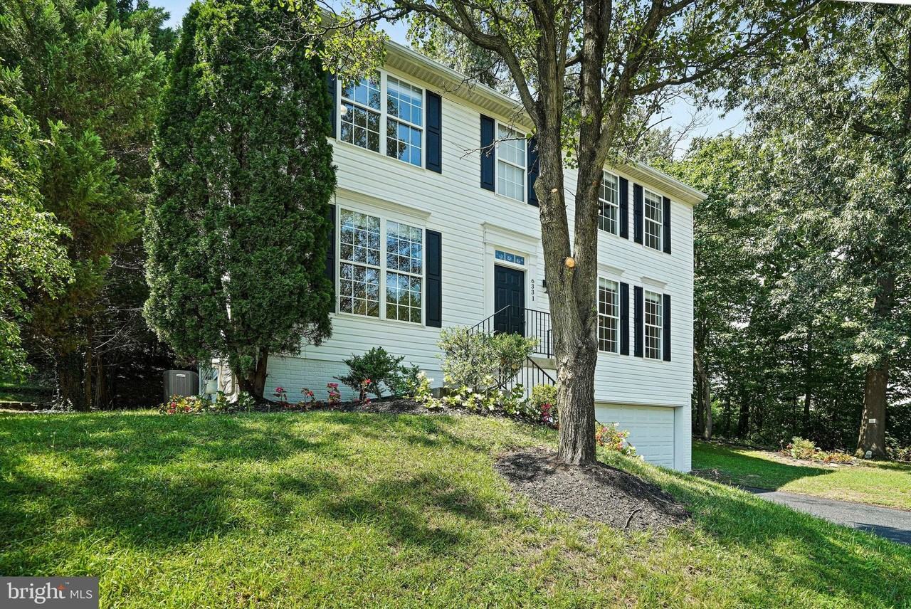 6331 Patuxent Quarter Rd - Photo 3 of 34