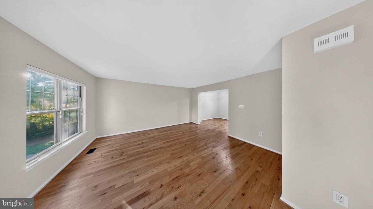 11902 Crimson Ln #152 - Photo 4 of 26