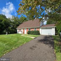 7 Maymont Ln - Photo 1 of 1